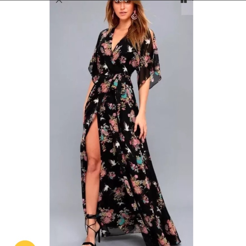 ❌SOLD❌ Lulu’s Sweet Bouquet Floral Wrap Dress